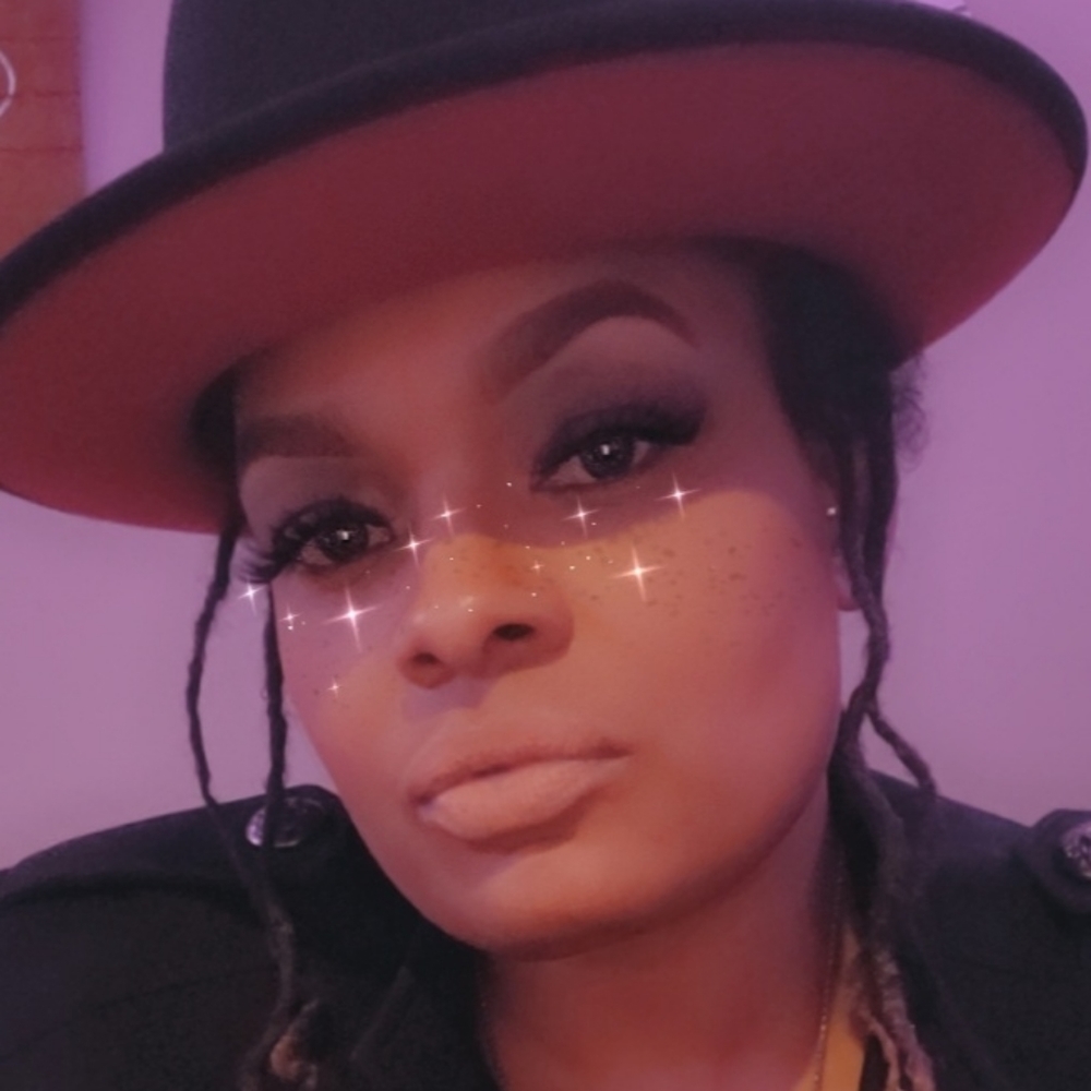 Meet your Posher, Darice